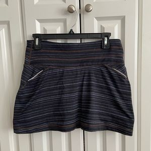 Athleta skort, size Small, grey and black